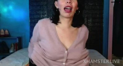 Playing with Jhane Cherry