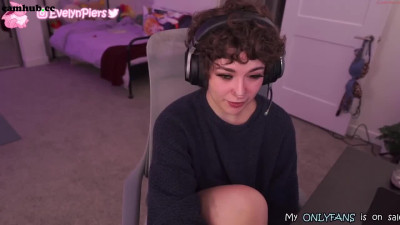 Watch evelynpiers 10-july-2022 0350_female_chaturbate_1_1