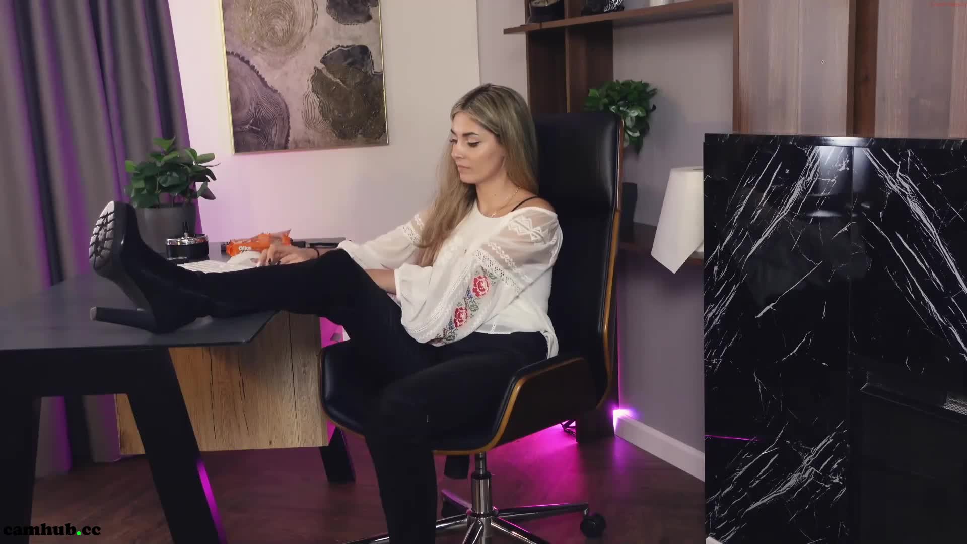 Performer Watch alliesynn 26.02.2022 1100_female_chaturbate_5_ - #1 Records Sex Cam | ePornREC