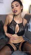 Olivia Berzinc aka olivia_berzinc onlyfans Wonderful mother pulls the cap with her fingers