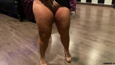 trishyland onlyfans  chic striptease