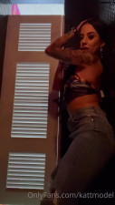 kattmodel onlyfans Big boobed bitch licks dildo