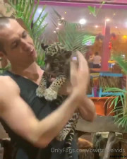 bwctravelvids onlyfans Elegant curvy caresses shaved cunt