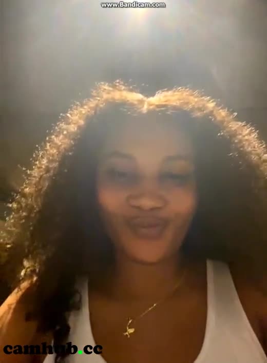 Performer vannessaj - boob flash - #1 Records Sex Cam | ePornREC