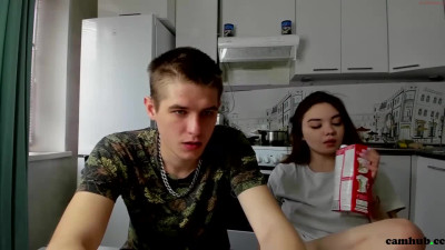 [chaturbate.com] justfriends_havesex 30.04.2022 couple_webcam