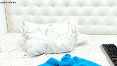 hotfallingdevil chaturbate 202204150904