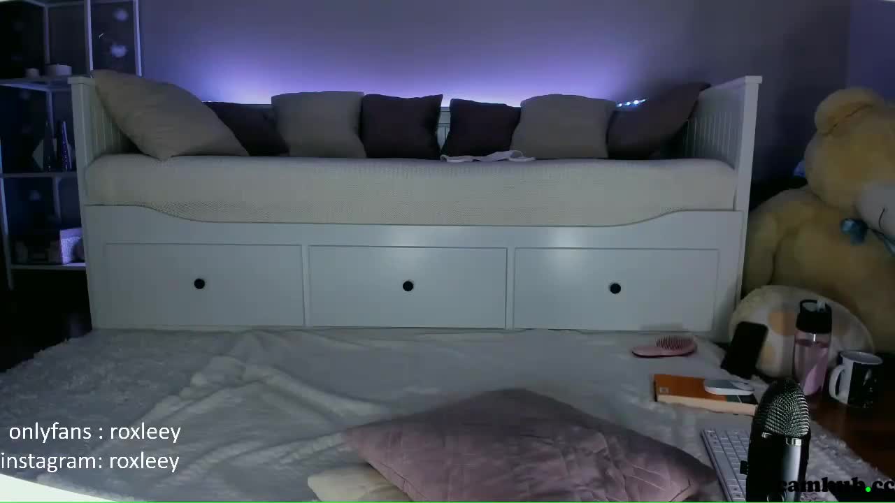 Performer roxy_blue_eyed_ chaturbate 202204190710 (1) - #1 Records Sex Cam | ePornREC