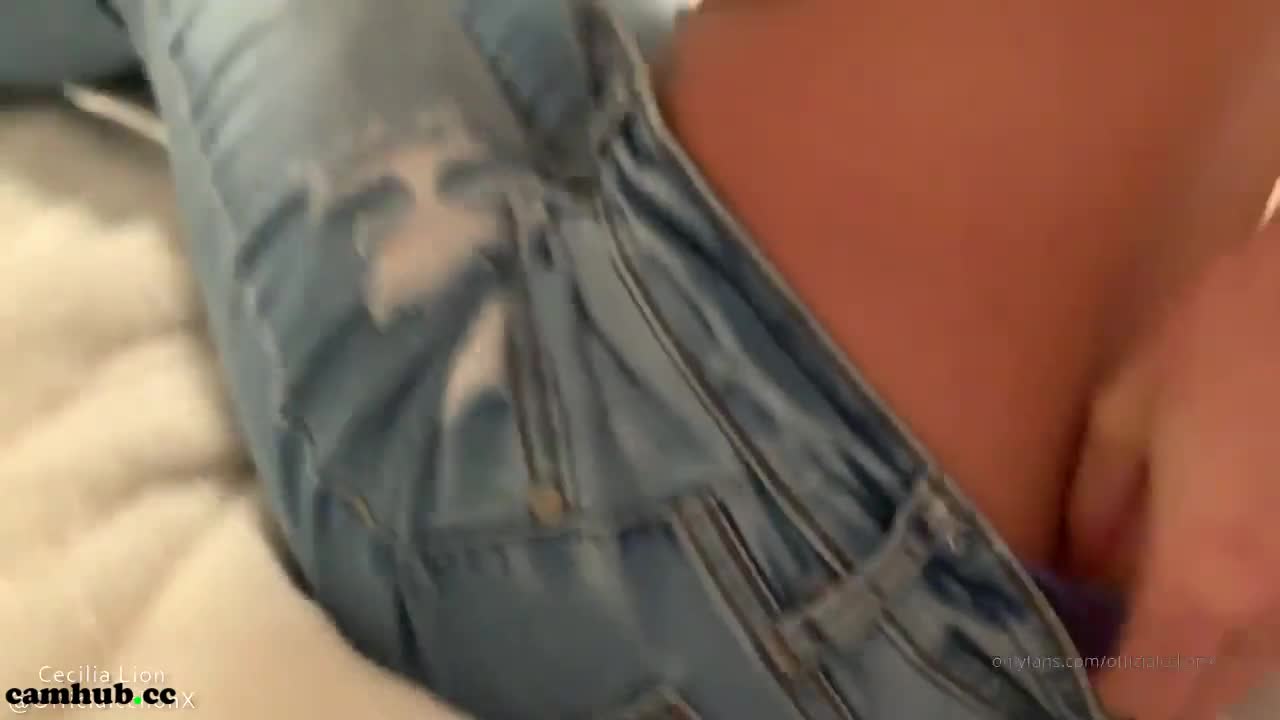 Performer Cecilia Lion aka officialcclionx onlyfans 27/01/2022 broadcast 2022 - #1 Records Sex Cam | ePornREC