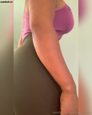 its_angebaby onlyfans Busty teen fucking pussy with fingers