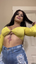 islandgalchanel onlyfans Impressive curvy furiously masturbating vagina