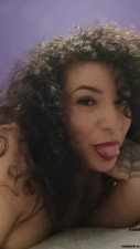 queenazita onlyfans  pulls pussy to orgasm