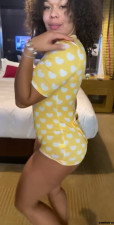 Taeler Made aka taelermade onlyfans Big breasted sterlet jerks off her pussy