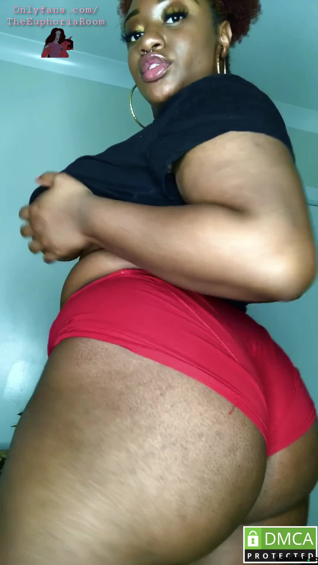 Performer theeuphoriaroom onlyfans Charming bitch shows breasts - #1 Records Sex Cam | ePornREC