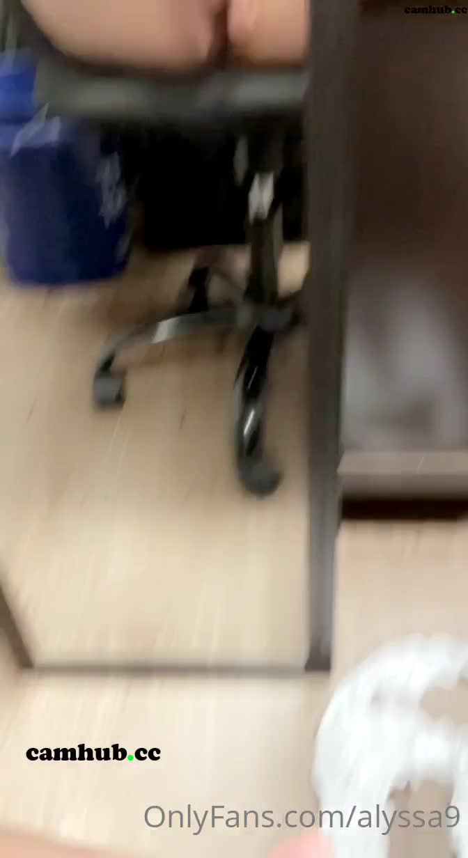 Performer Alyssa Devyn aka alyssa9 aka alyssadevyn onlyfans Naughty kurva shows big tits - #1 Records Sex Cam | ePornREC