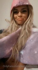 Destinycruzxxx onlyfans Sensitive girl could not resist