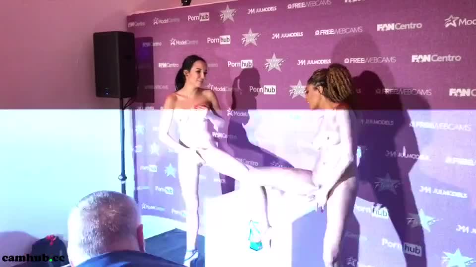 Performer Francysbelle onlyfans 17/02/2022 Camcording 2022 - #1 Records Sex Cam | ePornREC