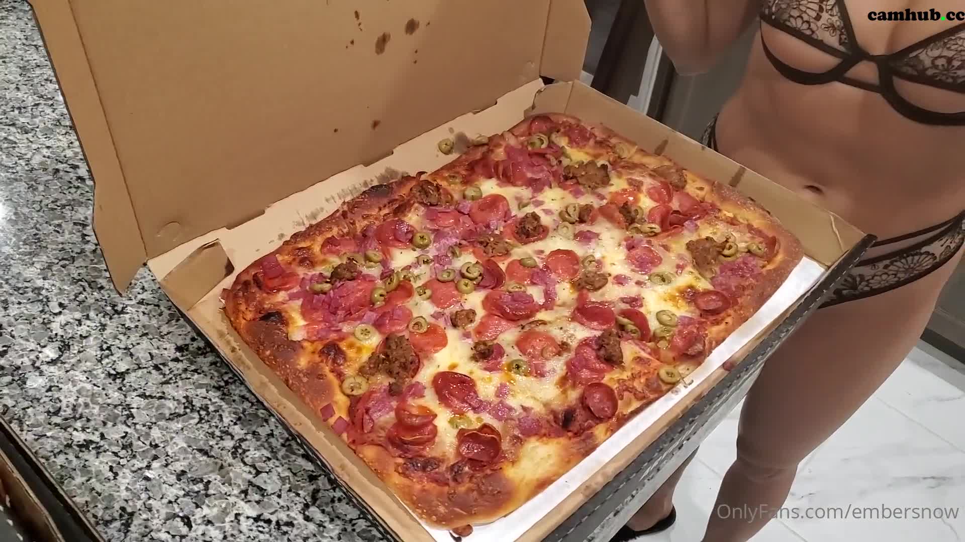 Performer Embersnow onlyfans Cute brunette sucking dick - #1 Records Sex Cam | ePornREC