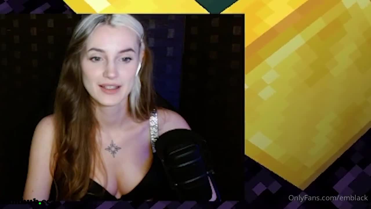 Performer Emily Black aka Emblack onlyfans Luxurious curvy handjob pussy at work - #1 Records Sex Cam | ePornREC