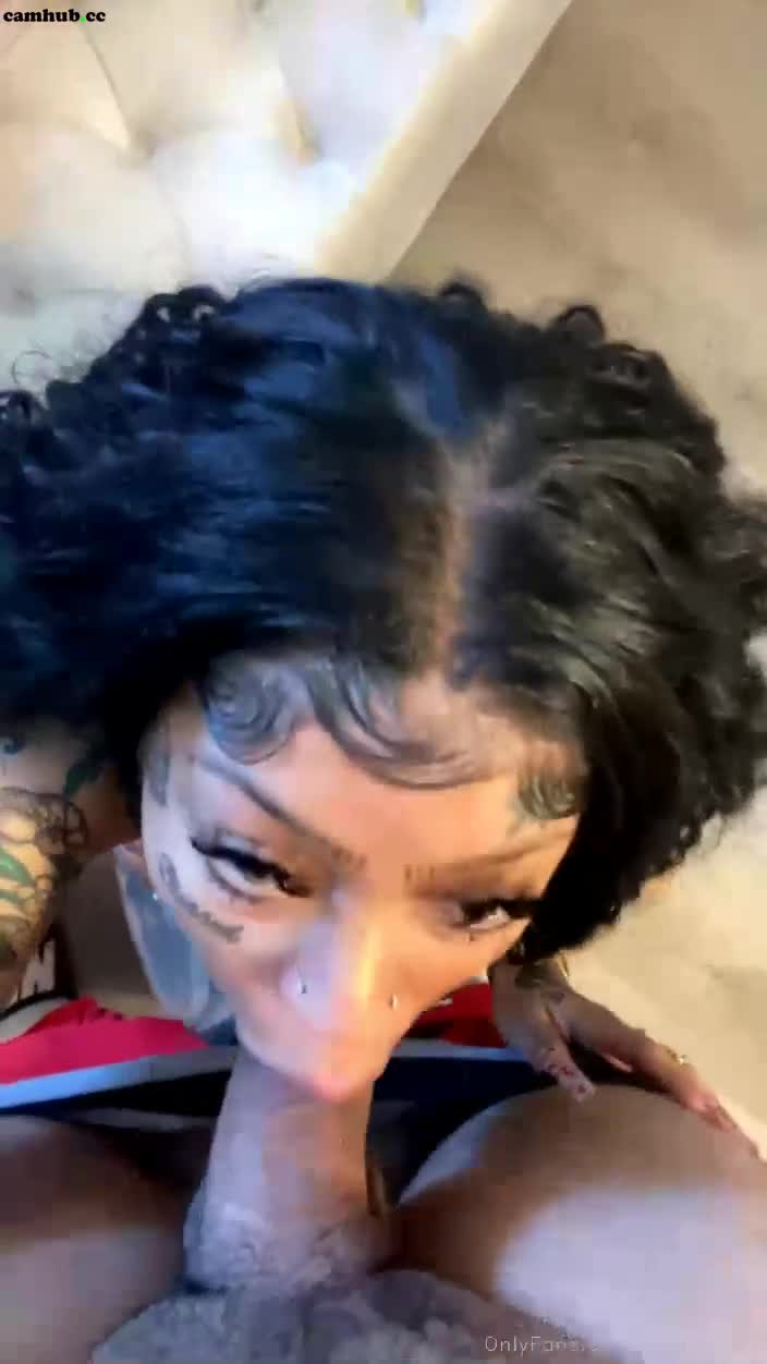 Performer Kaay Crazy aka kaaybrazy aka kaay6razy onlyfans Slutty confidant gently masturbates pussy - #1 Records Sex Cam | ePornREC