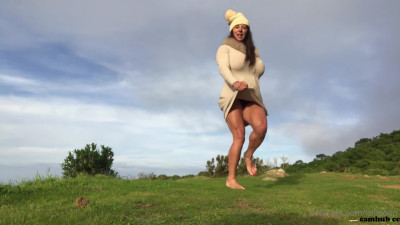 lalliboop onlyfans Blonde skin shows off her panties