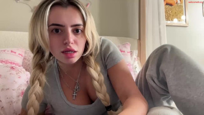 oliviamathers chaturbate 25-Dec-2023 shake her ass