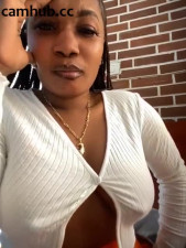 vannessaj - public boob flash 1