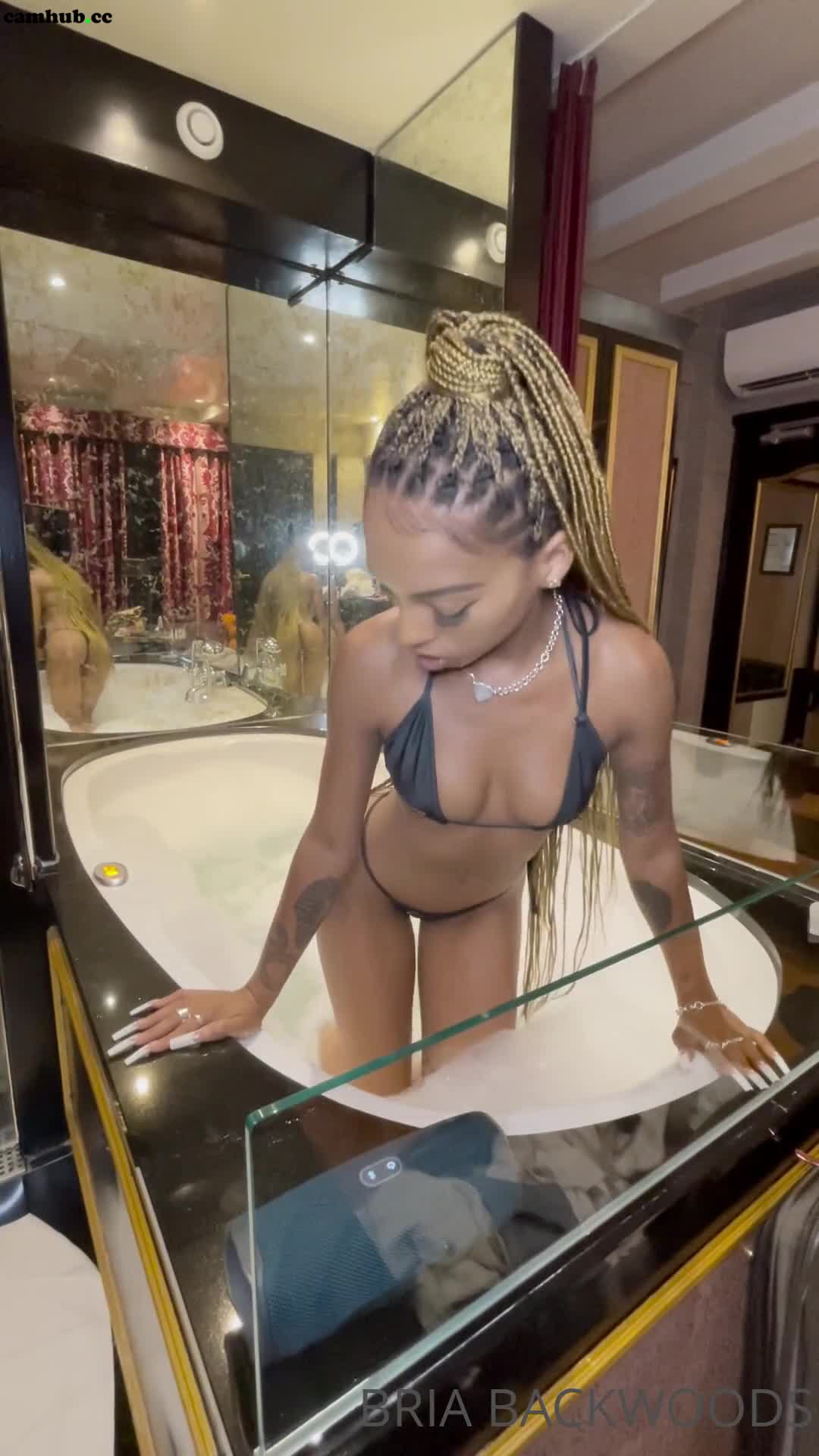 Performer Bria Backwoods aka briabackwoods onlyfans busty harlot fingering pussy, # 1 Porn Archive - ePornREC