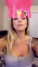 Austin Reign onlyfans charming babe caresses tits