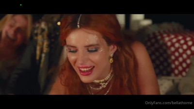 Bella Thorne aka bellathorne onlyfans kayfovaya sterly richly pulls sex lips