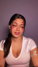 Sofia Gomez aka sofiiiiagomez onlyfans cute chick - gently handjob cunt