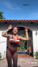 Sofia Gomez aka sofiiiiagomez onlyfans amazing confused licks nipples