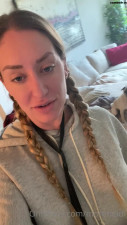 Madison Winter aka MadiTown onlyfans good self shows sexy body