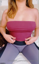 Seductive Slut aka seductive-slut onlyfans crazy curva gently pulls pussy