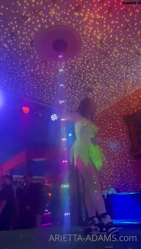 Performer Arietta Adams aka ariettaadamsxxx onlyfans hot prostitute masturbating pussy with her hand, # 1 Porn Archive - ePornREC